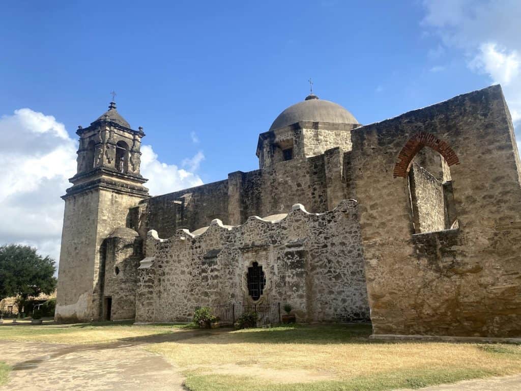 mission tour in San Antonio day